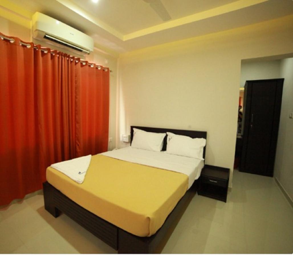Hotel Riva Residency Palakkad Exterior foto